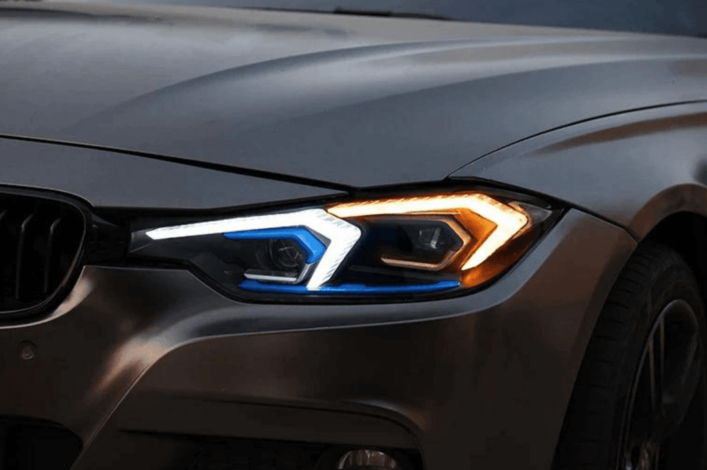 Applicable to 2013-2018 BMW 3 Series F30 LED Headlight Assembly Upgrade Version, Blue Frame Lens, Streamer Turn Signal